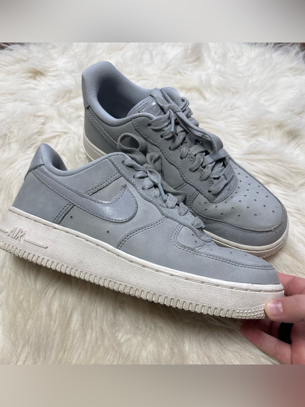 Nike Women's Air Force 1 Premium Wolf Grey Sneaker Nubuck Sneakers size 7.5